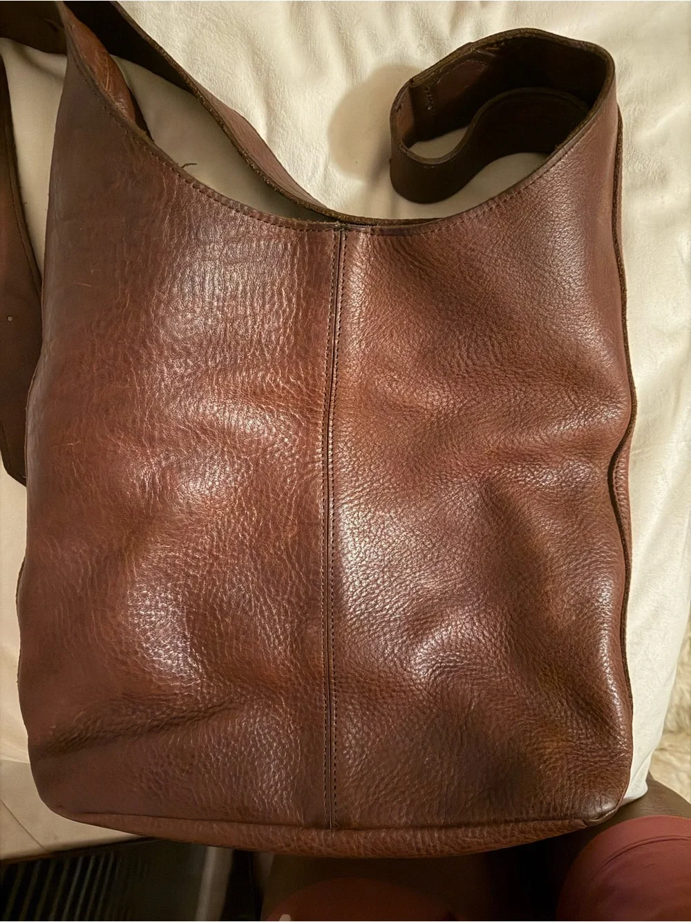 Duluth Trading Co Chestnut Brown Pebbled Leather Shoulder Messenger